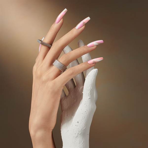 Ricostruzione Unghie: CND™ lancia il nuovo Odorless Sculpting Liquid